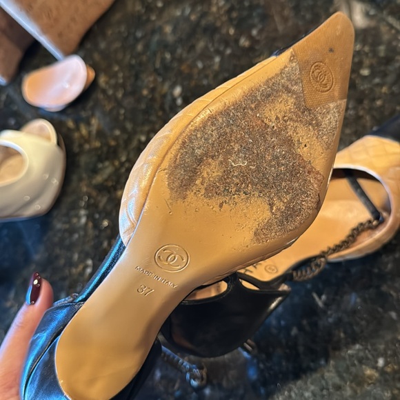 Pointy Toe Chanel Heels - Picture 4 of 5